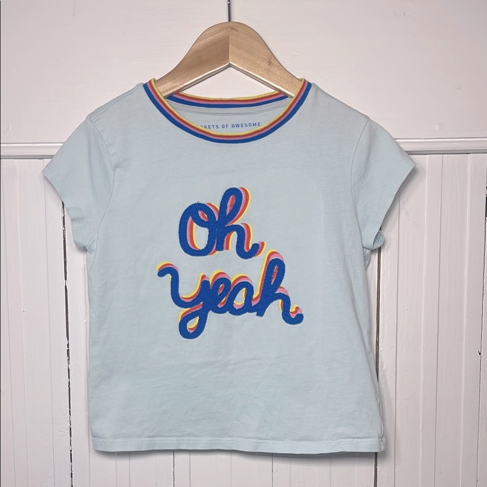 ROCKETS OF AWESOME VGUC 100% Cotton “Oh Yeah” Appliqué Short Sleeve Shirt